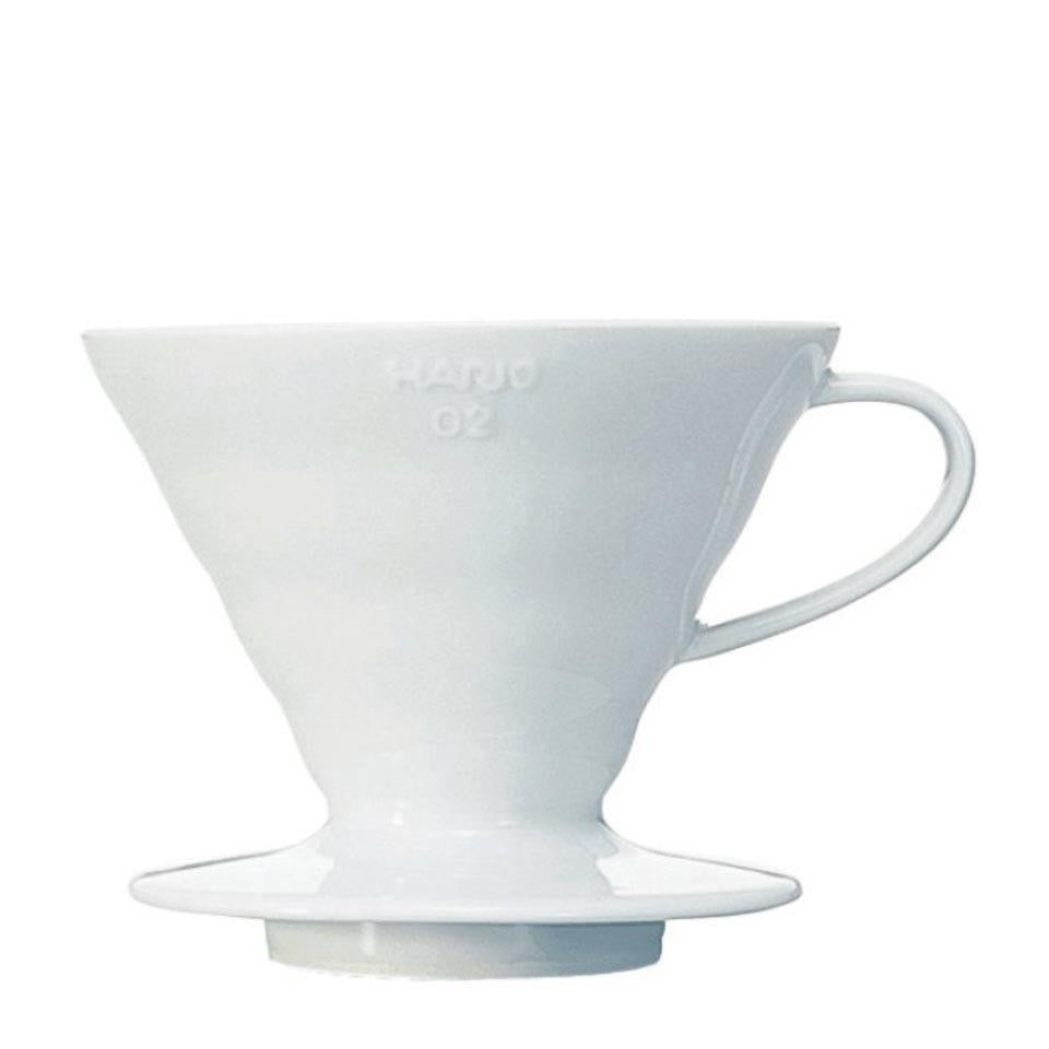 Weißer Hario V60 Handfilter aus Köln